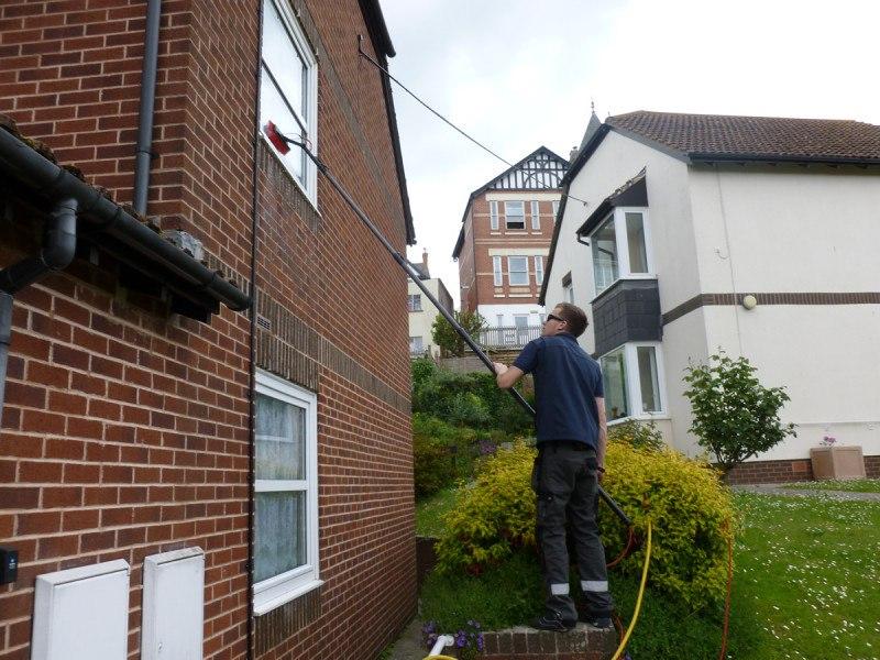 window cleaning teignmouth